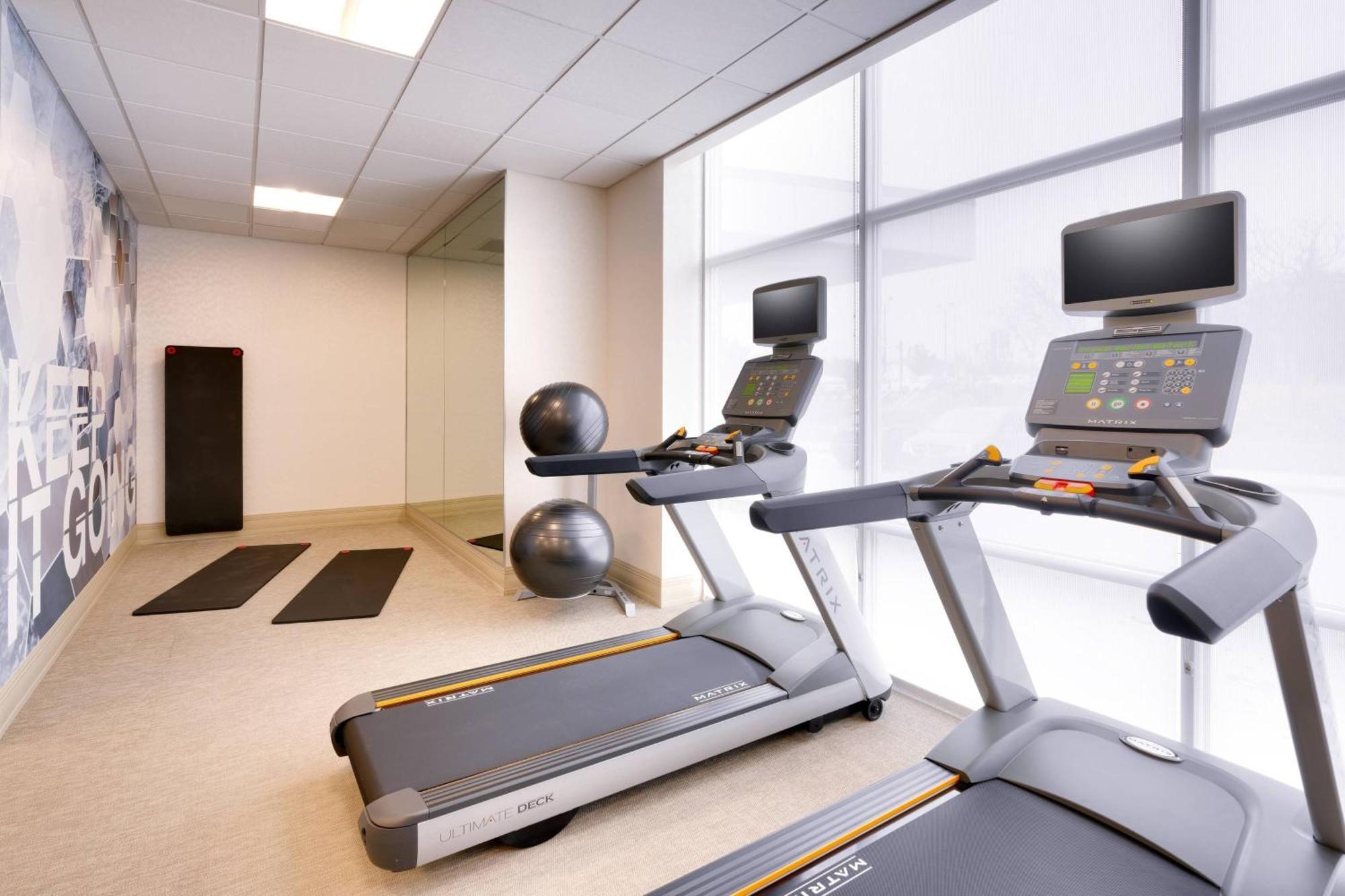 Springhill Suites By Marriott Salt Lake City Sugar House Екстериор снимка