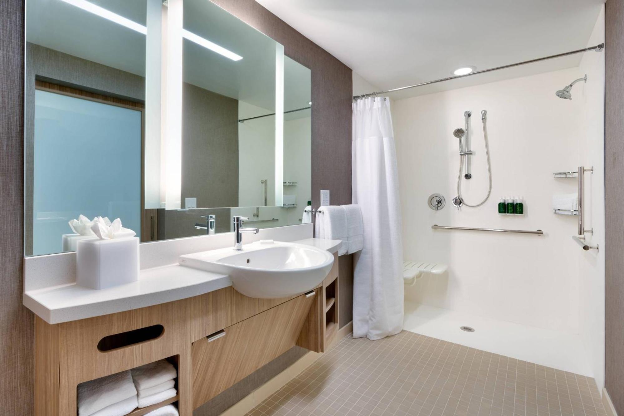 Springhill Suites By Marriott Salt Lake City Sugar House Екстериор снимка